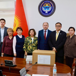 Саламаттык сактоо министрлиги аялдардын ден соолугун колдоо үчүн 18,4 млн сомдук препарат алды