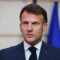 Масуд Пезешкян Франция президенти Эммануэль Макронду сынга алды