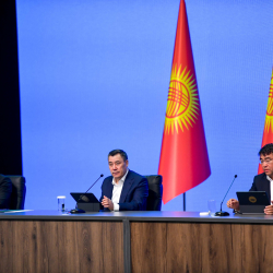 Президент Садыр Жапаров Ош шаарынын тургундары менен жолугушту