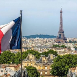 Франциянын согушка даярдык тууралуу билдирүүлөрү коомду чочутту