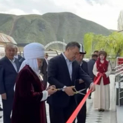 Президент Гулчөдө калкты тейлөө борборун ачты