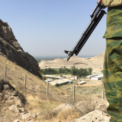 Ош облусунда өзүн атып алган чек арачы каза болду