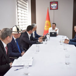 Президент Садыр Жапаров Кара-Кулжа районунун социалдык-экономикалык өнүгүүсү менен таанышты