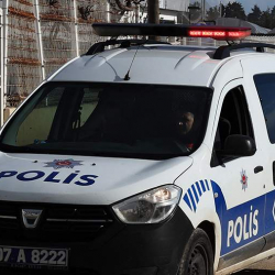 В турецком городе Сиверек неизвестный открыл стрельбу в лицее и ранил 18 человек