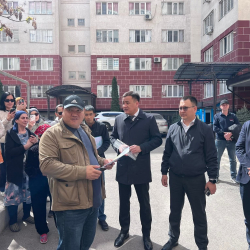 Бишкекте көп кабаттуу турак үйдүн көп жылдык көйгөйү чечилди