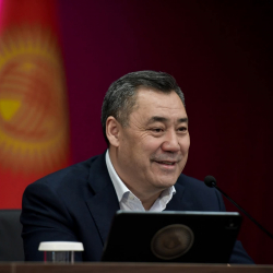 Жапаров: 10-майдан баштап айыл өкмөттөрдө эл менен жолугушуулар өтөт