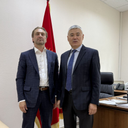 Башкы консул Максат Тентимишов 