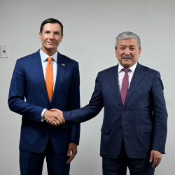 Касымалиев Эксим банктын (EXIM Bank) Президенти жана Төрагасы менен кызматташуунун келечегин талкуулады