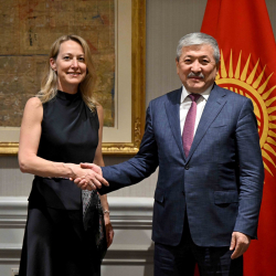 Адылбек Касымалиев обсудил в Вашингтоне развитие искусственного интеллекта и облачных технологий с руководством NVIDIA и ORACLE