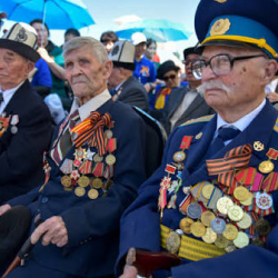 Улуу Ата Мекендик согуштун ар бир ардагерине 200 миң сом өлчөмүндө бир жолку материалдык жардам көрсөтүлөт