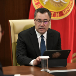 Президент инициировал новый закон о референдуме