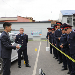 Баткенде тергөө кызматкерлерине соттук-автотехникалык экспертиза боюнча сабак өткөрүлдү.