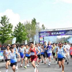 Кыргызстанские легкоатлеты успешно выступили на XVI Международном полумарафоне в Таджикистане