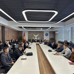 Талас шаардык мэриясында аппараттык жыйын өттү