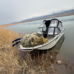 На Иссык-Куле в ходе рейда против браконьерства изъято 1200 метров незаконных сетей