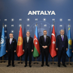 Жээнбек Кулубаев Түркияда ТМУнун бейформал жыйынына катышты