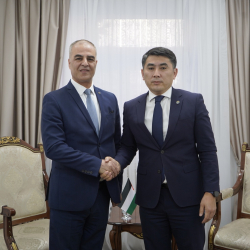 Заместитель министра Кайрат Турсункулов принял копии верительных грамот Посла Палестины Уайлла Ахмеда Батрехи