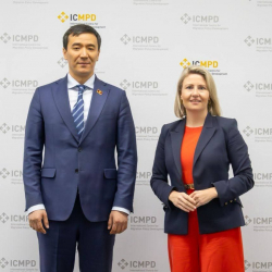 Медербек Алиев Миграциялык саясатты өнүктүрүү боюнча эл аралык борбордун (ICMPD) Башкы директору менен жолукту