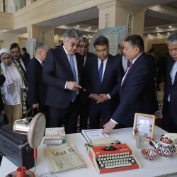 Шавкат Рахмондун 75 жылдыгына арналган салтанаттуу кече өттү