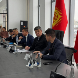 Бакыт Төрөбаевдин өлкө аймактарын кыдырган иш сапары ишкерлерге дем берүүдө