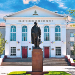 Депутат ЖОЖдордо окуу акысы кескин жогорулаганын билдирди