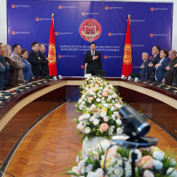 Жогорку сотто жаңы судья Эльмира Барыктабасова  жалпы  жамаатка тааныштырылды