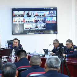 Ички иштер министрлигинде үч ай ичиндеги ыкчам-кызматтык ишмердигинин жыйынтыгы чыгарылды