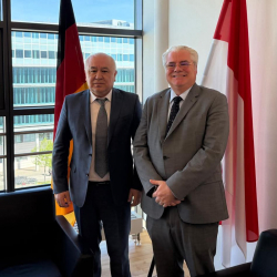 Посол Текебаев встретился с Послом Княжества Монако в Германии Лоренцо Равано