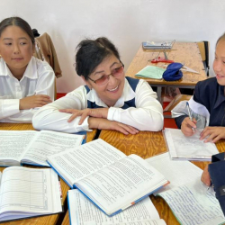 Повышена заработная плата 193 977 работников системы образования