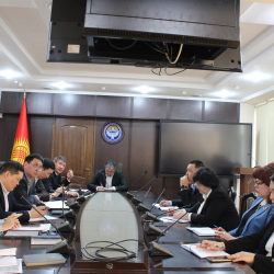 Министр Солтобаев жол курулуштарын мөөнөтүндө жана сапаттуу аткарууну тапшырды