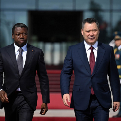 СҮРӨТ - Садыр Жапаров менен Того Министрлер кеңешинин Төрагасынын расмий жолугушуусу өттү