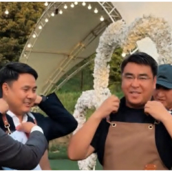 Жанар Акаев — «удачный фартук» или он приехал в Ош поваром?