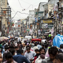 Индияда катуу ысык болуп, жетекчилер жардам көрсөтүү чараларын карап жатат