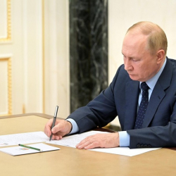 Путин ратифицировал соглашение о строительстве кампуса КРСУ возле Бишкека