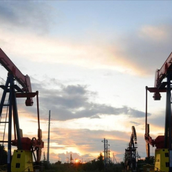 Мунайдын баасы: Brent'тин бир баррели 104 доллардан сатылууда