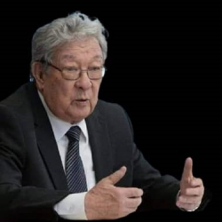 Бексултан Жакиевдин 90 жылдыгына арналган театр жумалыгы ачылды