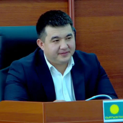 Урматбек Самаев назначен акимом Токтогульского района