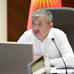 Министрлер Кабинетинин кезектеги жыйыны өткөрүлдү