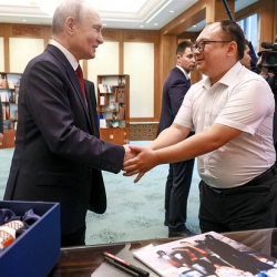 Китайский инженер оценил подарок от Путина