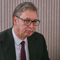 Президент Сербии Вучич заявил о возможном уходе в отставку