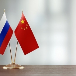 Высшие руководители законодательных органов КНР и РФ встретились для укрепления межпарламентского сотрудничества