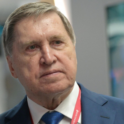 Юрий Ушаков: У России есть как открытые, так и закрытые контакты с Украиной