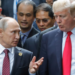 Песков сообщил, что разговор Путина и Трампа пока не планируется
