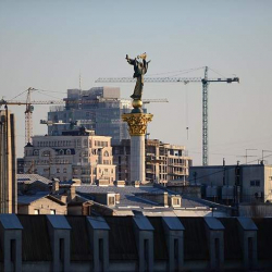 Австралия выделит Украине еще $70 млн на покупку оружия