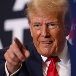 Трамп пригрозил уничтожить Иран из-за закрытия Ормузского пролива
