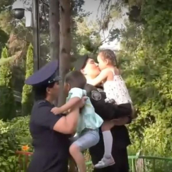 ВИДЕО - Алматыда полициянын өрттөлгөн сөөгү табылып, маркумдун аялы менен баласы кармалды