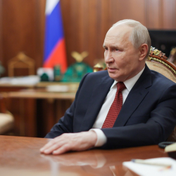 Путин: Батыш Россияда ички туруксуздук жаратууга аракет кылууда