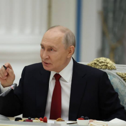 Путин Орусиядагы күйүүчү май тартыштыгы боюнча билдирүү жасады