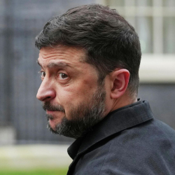Зеленскийдин жашыруун сүйлөшүүсү же Украинада президенттик шайлоого даярдык башталды