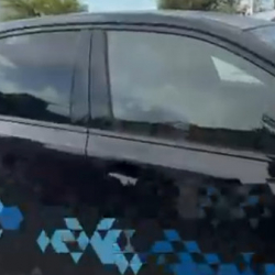 В Бишкеке наказали водителя BMW за рекламу сайта для взрослых
